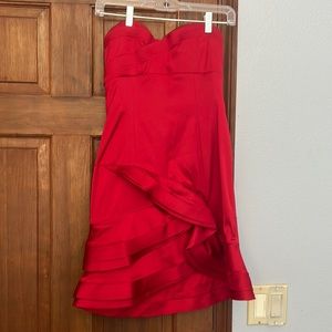 BCBGMaxAzria Red Sweetheart Strapless Tiered Ruffled Cocktail Dress